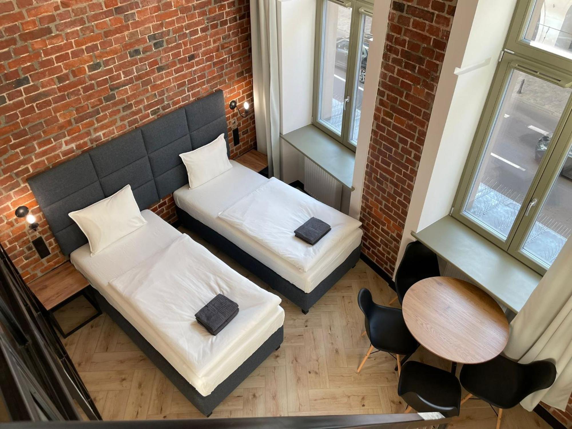 Pod Blekitnymi Podkowami Aparthotel Breslau