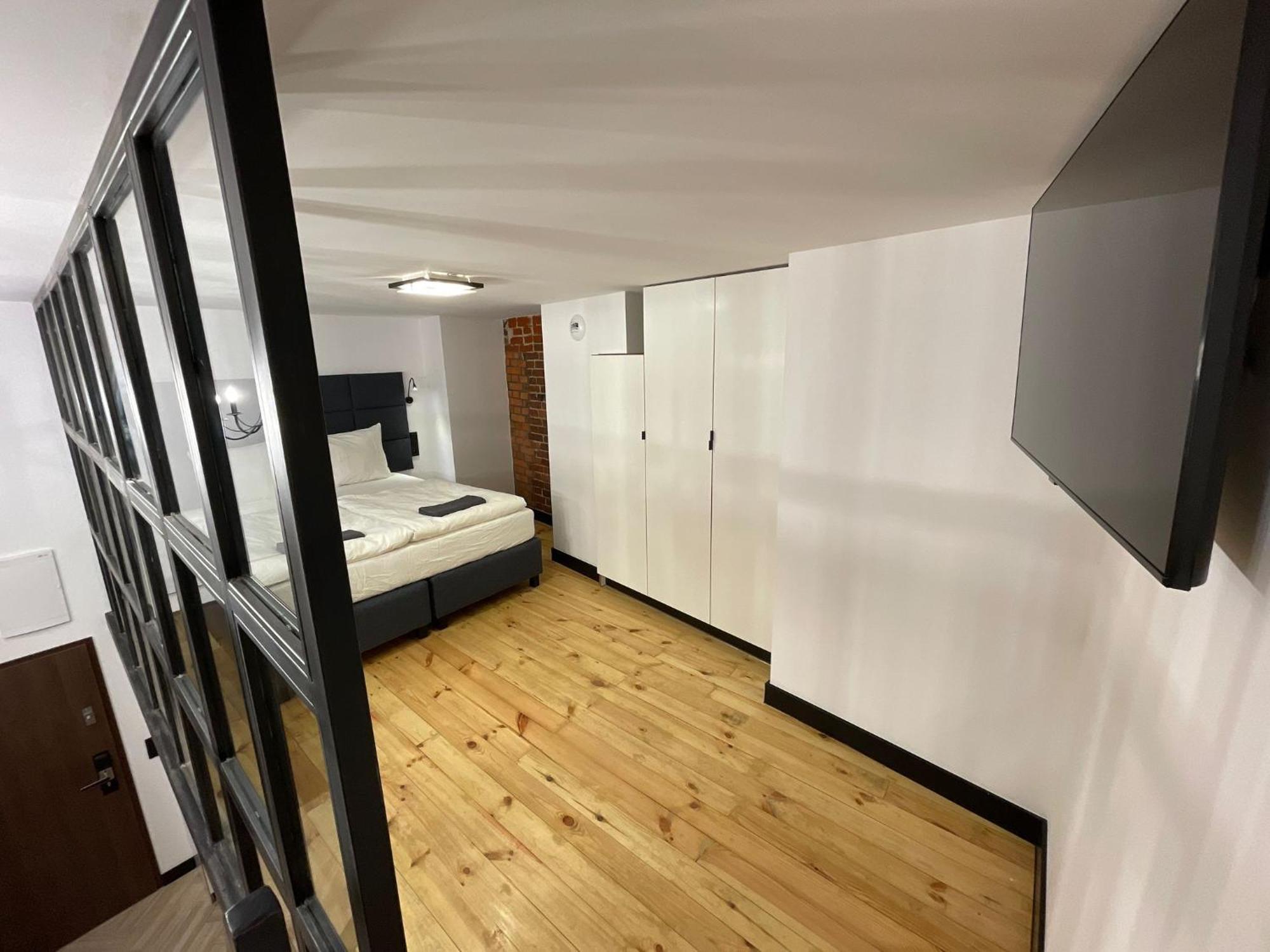 Pod Blekitnymi Podkowami Aparthotel *