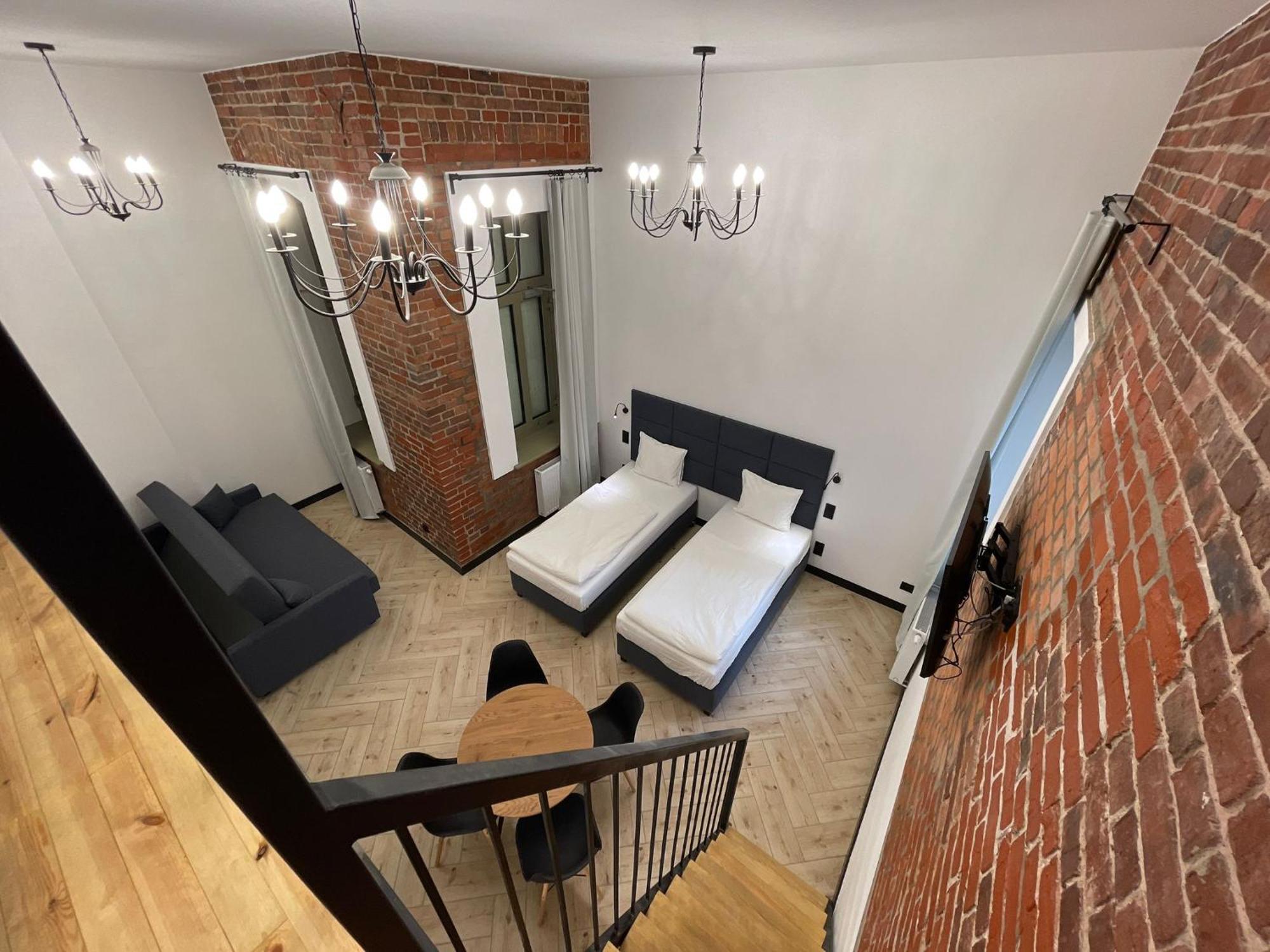 Aparthotel Pod Blekitnymi Podkowami *